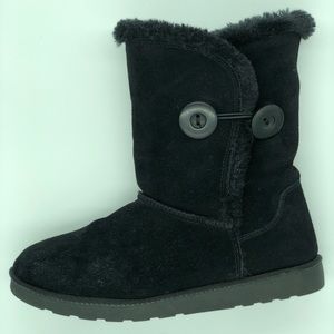 SO Fur Boots. Mid calf, soft and comfortable.
